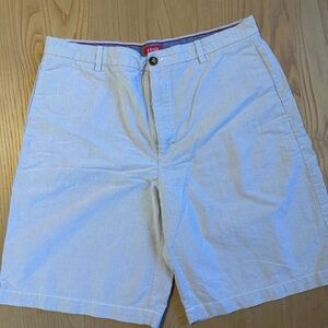 Izod Men's Light Blue Flat Front Shorts